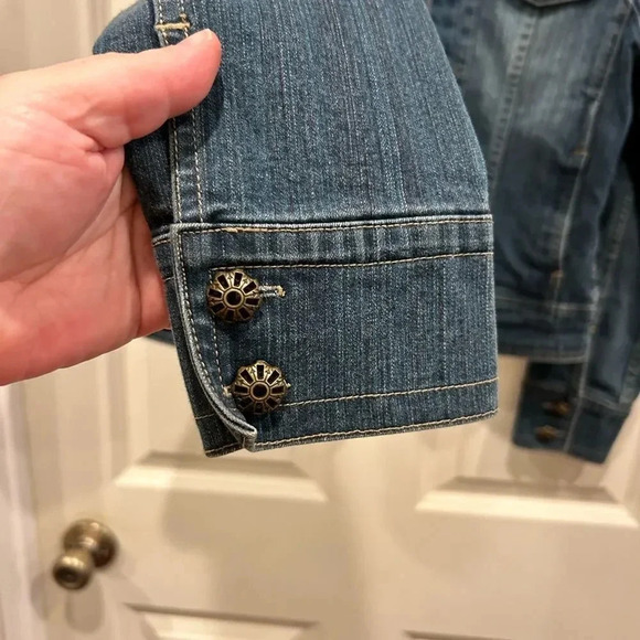 Christopher & Banks Blue Denim Jean Jacket w Stretch size Small - Picture 5 of 8